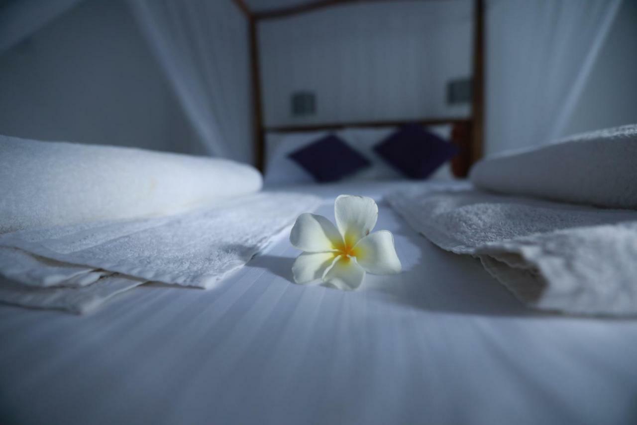 Dock Holiday Guest House Unawatuna Ngoại thất bức ảnh